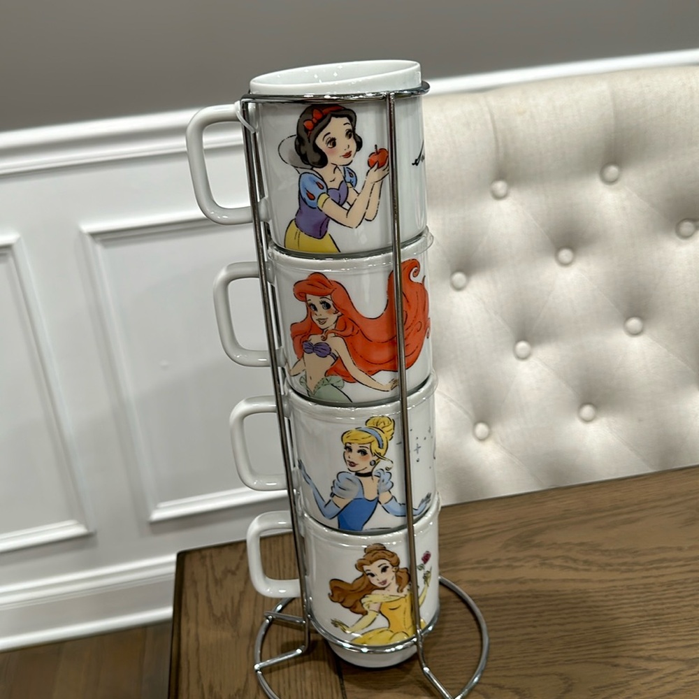 Disney Princesses Set of 4 Stackable mugs: Snow White, Ariel, Cinderella, Belle